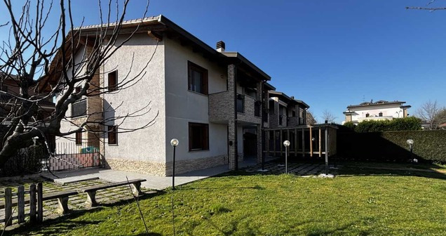 thumbnail appartamento con giardino a cambiago